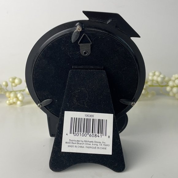 Studio Decor Picture Frame Graduation - Picture 4 of 7